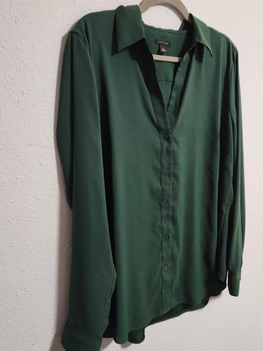 Ann Taylor | Emerald Green Button Up Blouse Shirt XL - Picture 3 of 7